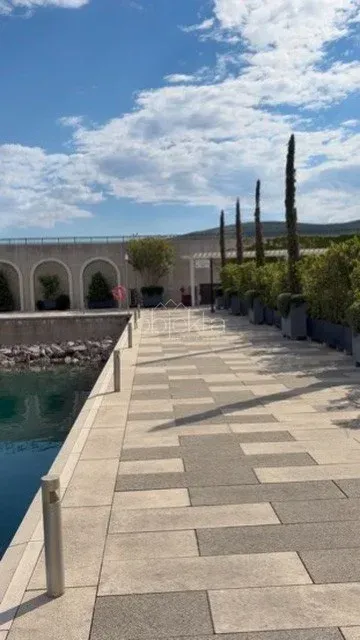 Prodaja, stan, 47m², Tivat, Crna Gora