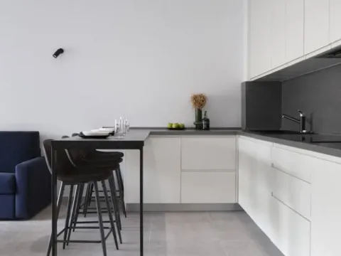 Sale, two bedroom apartment, 73m², Centar, Kotor - image 2