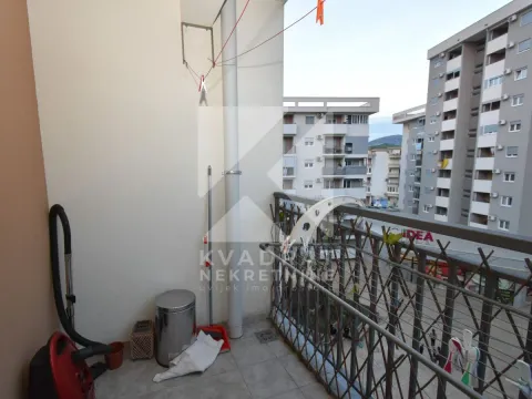 Rent, one bedroom apartment, 45m², Zagorič, Podgorica - image 12