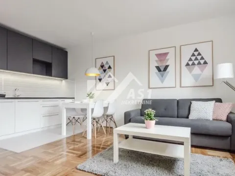 Izdavanje, stan, 26m², Bulevar Oslobodjenja, Novi Sad Sve Podlokacije - image 3