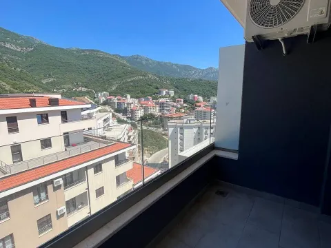 Sale, one bedroom apartment, 42m², Bečići, Budva