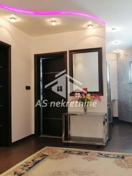 Izdavanje, dvosoban stan, 53m², Lekino Brdo, Voždovac Sve Podlokacije