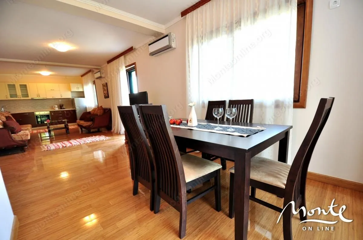 Sale, house, 644m², Pržno, Budva