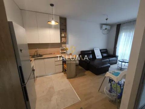 Izdavanje, jednosoban stan, 37m², City Kvart, Podgorica - image 3