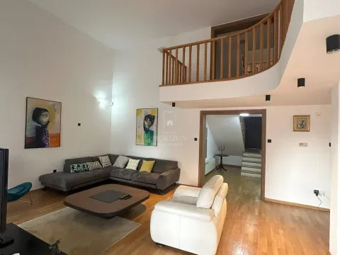 Rent, house, 300m², Gorica C, Podgorica - image 2