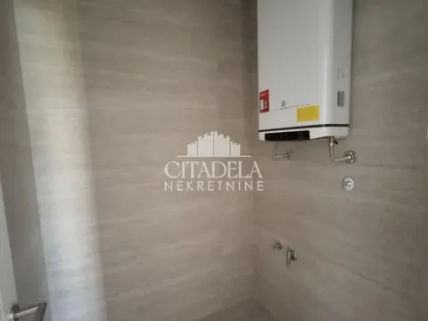 Sale, four bedroom apartment, 131m², Banovo Brdo, Beograd - image 7