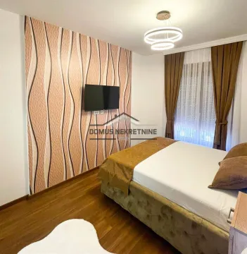 Izdavanje, dvosoban stan, 70m², Master Kvart, Podgorica - image 13