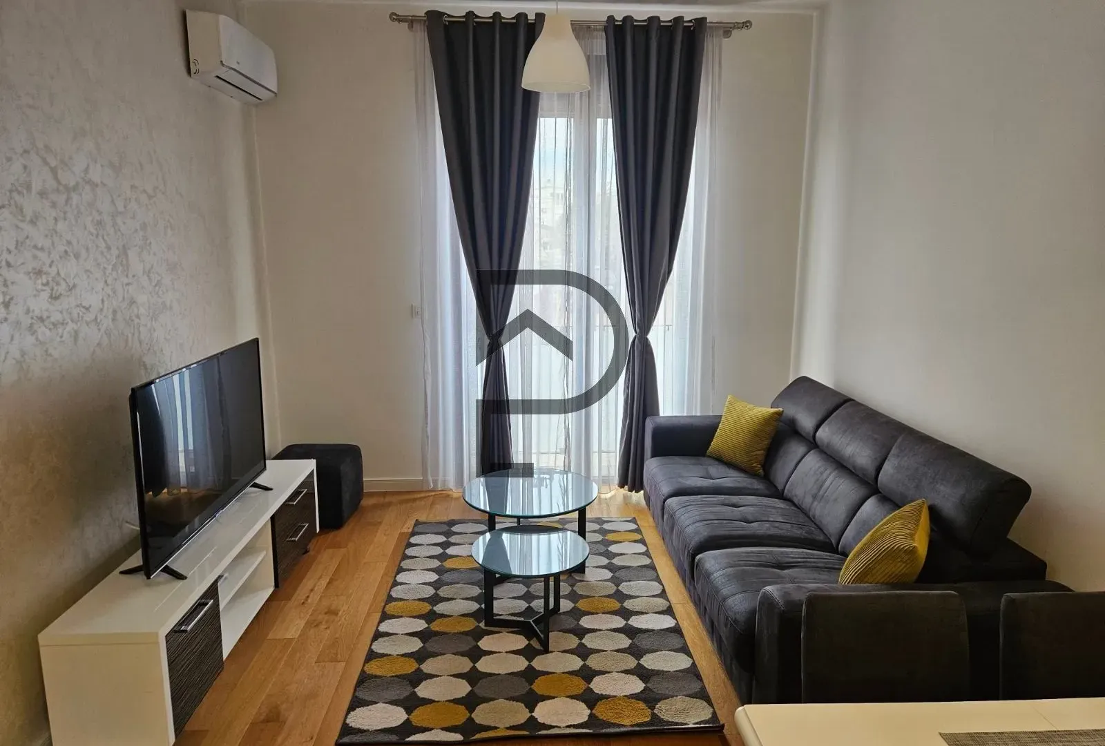 Izdavanje, stan, 40m², City Kvart, Podgorica