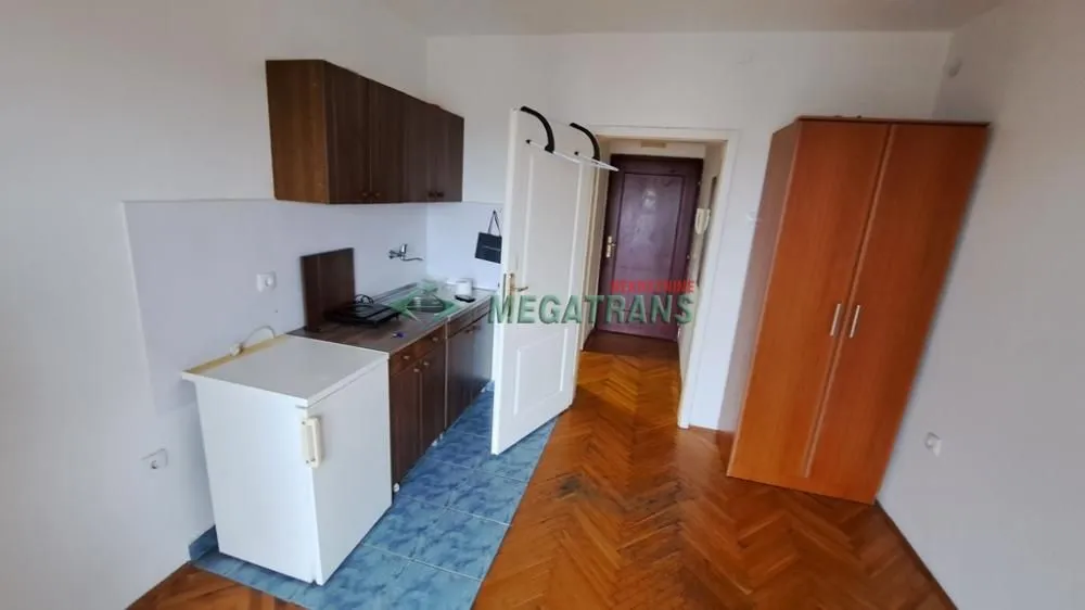 Izdavanje, stan, 26m², Grbavica, Novi Sad Sve Podlokacije