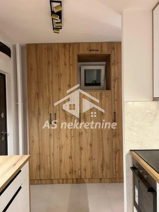 Izdavanje, stan, 34m², Stari Grad, Beograd