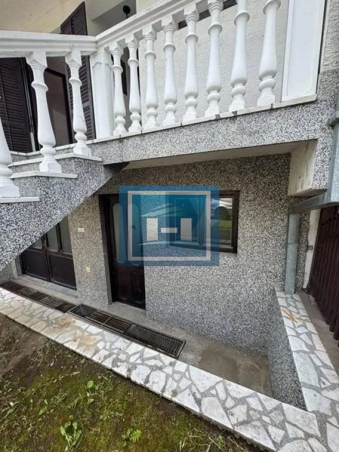 Prodaja, kuća, 240m², Ćuprija, Srbija