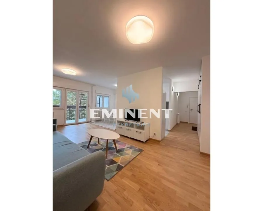 Izdavanje, dvosoban stan, 65m², Novi Beograd Blok 62, Novi Beograd Sve Podlokacije