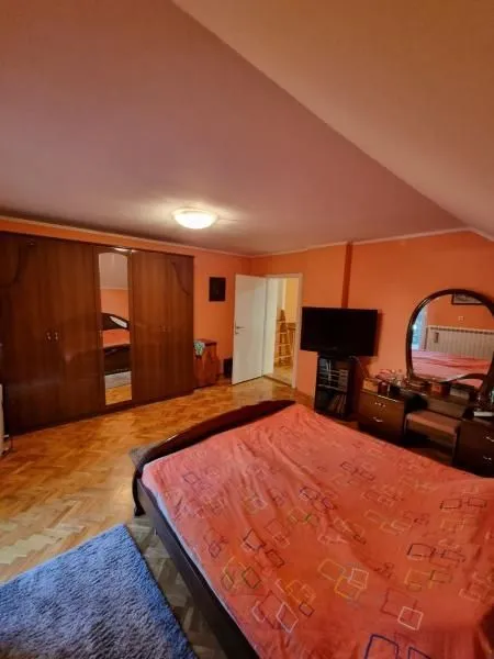 Prodaja, kuća, 160m², Sremska Kamenica, Petrovaradin