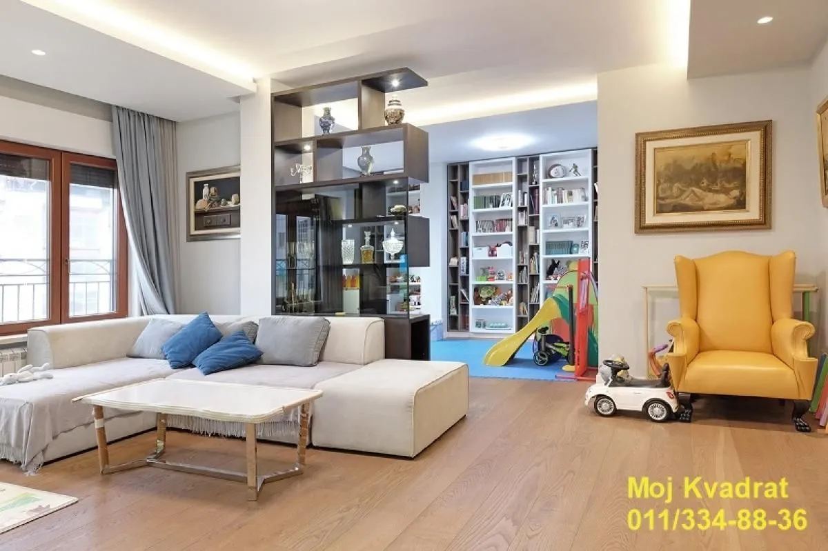 Sale, four bedroom apartment, 151m², Vračar Centar, Vračar Sve Podlokacije