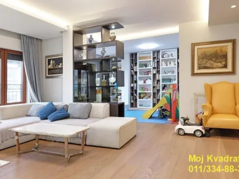 Prodaja, četvorosoban stan, 151m², Vračar Centar, Vračar Sve Podlokacije - image 8