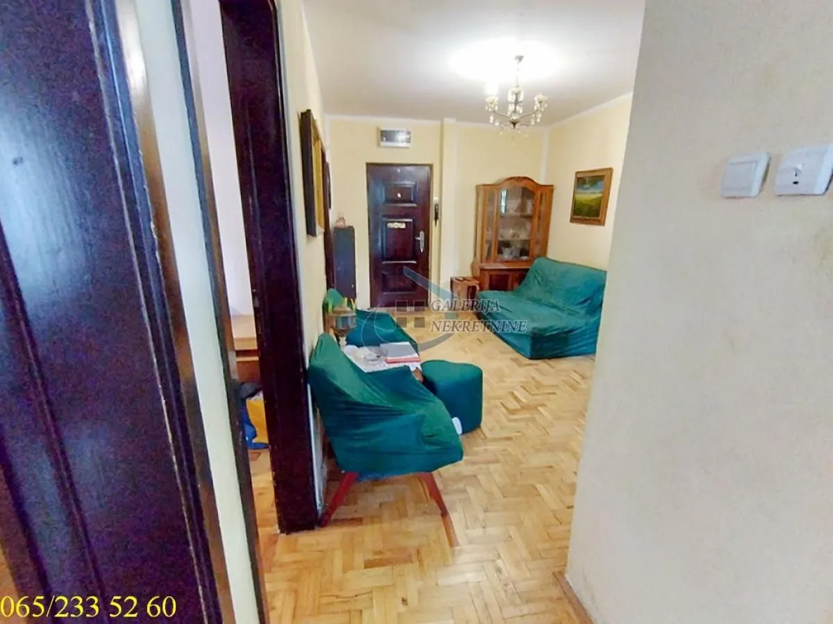 Prodaja, dvosoban stan, 64m², Labudovo Brdo, Beograd