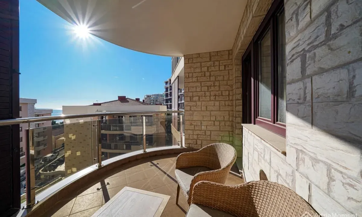 Prodaja, jednosoban stan, 53m², Bečići, Budva