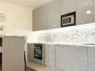 Prodaja, dvosoban stan, 85m², Petrovac, Budva - image 7