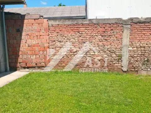 Prodaja, kuća, 336m², Blok 8, Petrovaradin - image 5