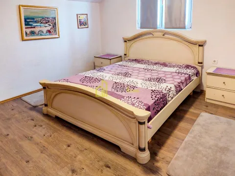 Prodaja, kuća, 200m², Donji Kokoti, Podgorica - image 19