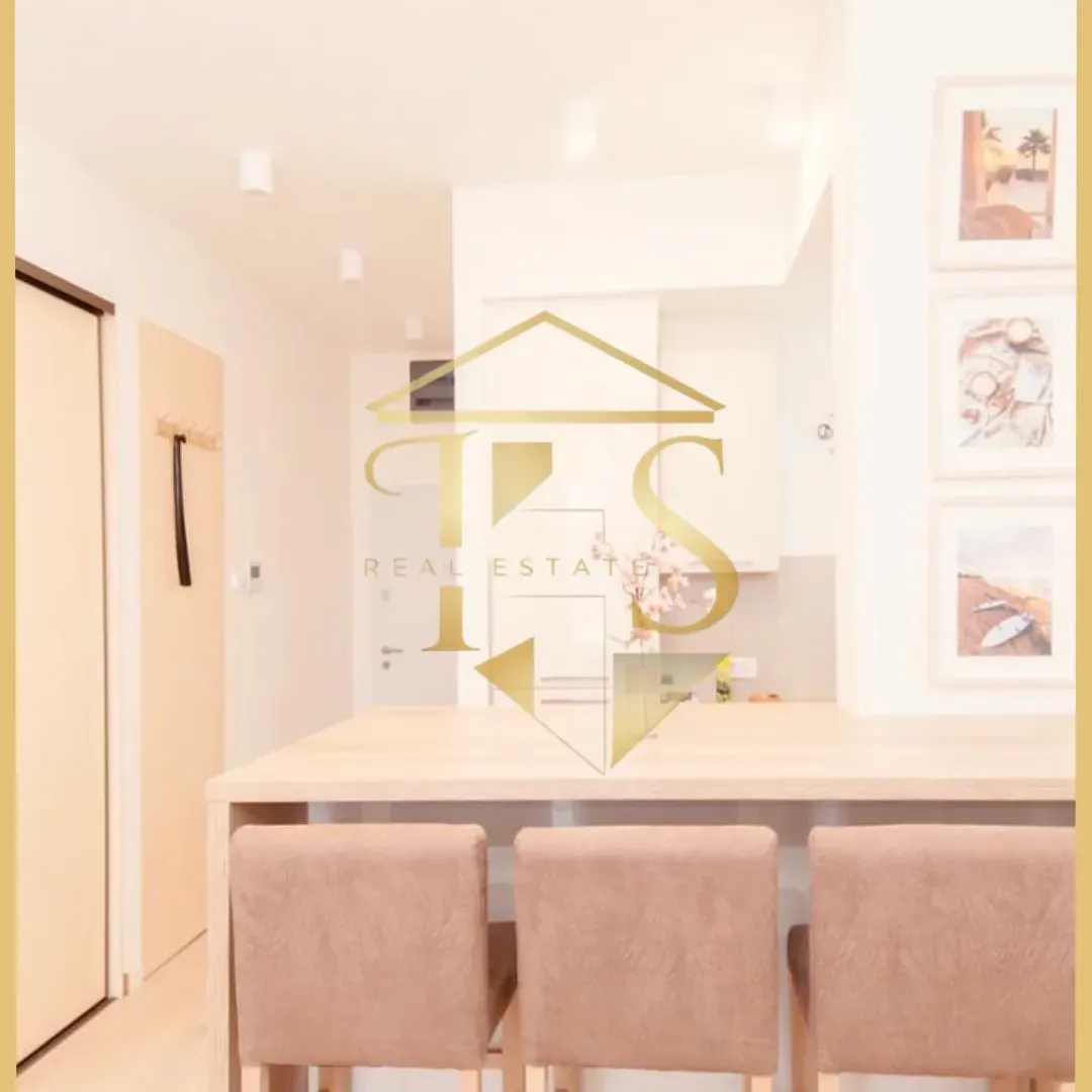 Izdavanje, jednosoban stan, 39m², Centar, Tivat