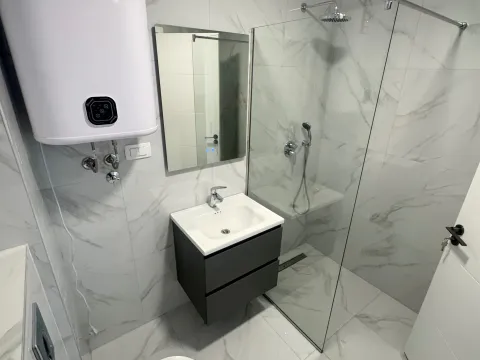 Prodaja, jednosoban stan, 42m², Centar, Bar - image 6