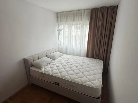 Rent, one bedroom apartment, 35m², Centar, Podgorica - image 2