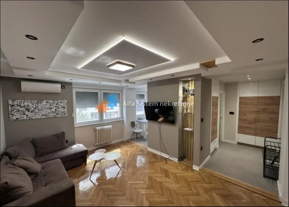 Rent, two bedroom apartment, 56m², Savski Venac, Beograd