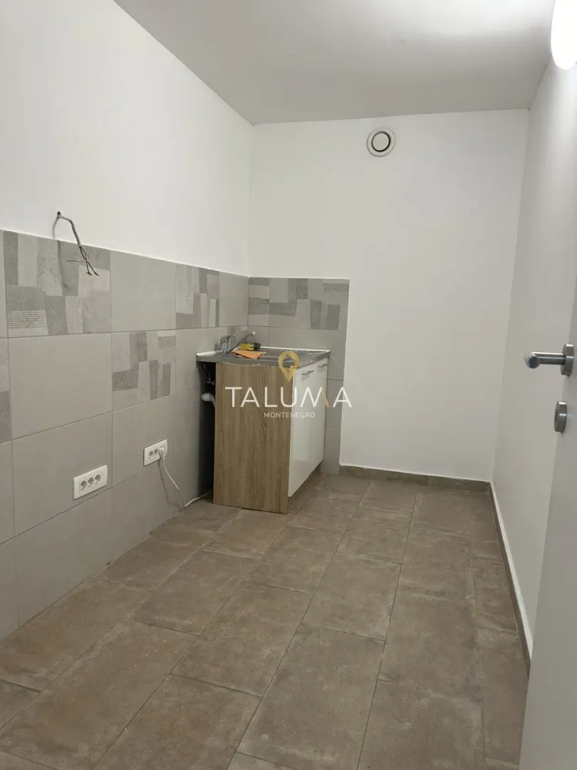 Sale, office space, 294m², Blok 5, Podgorica