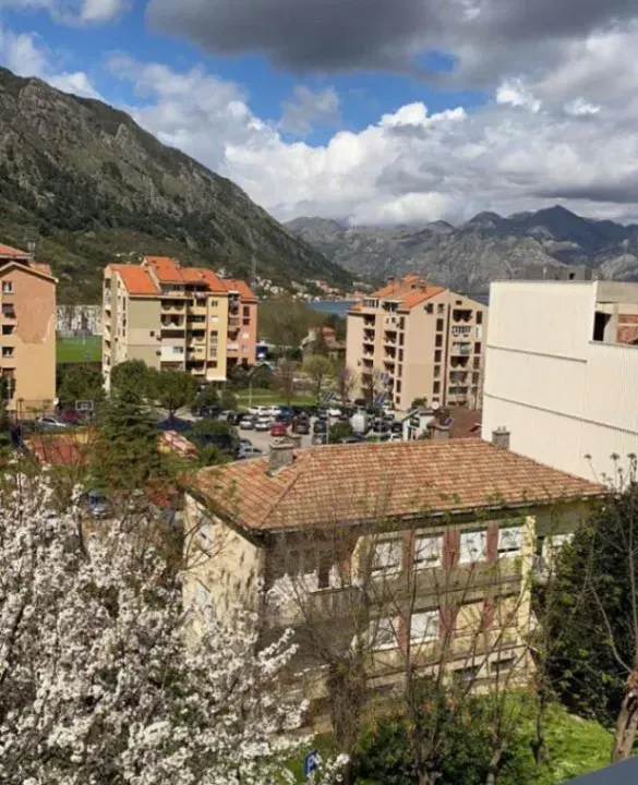 Sale, two bedroom apartment, 67m², Škaljari, Kotor