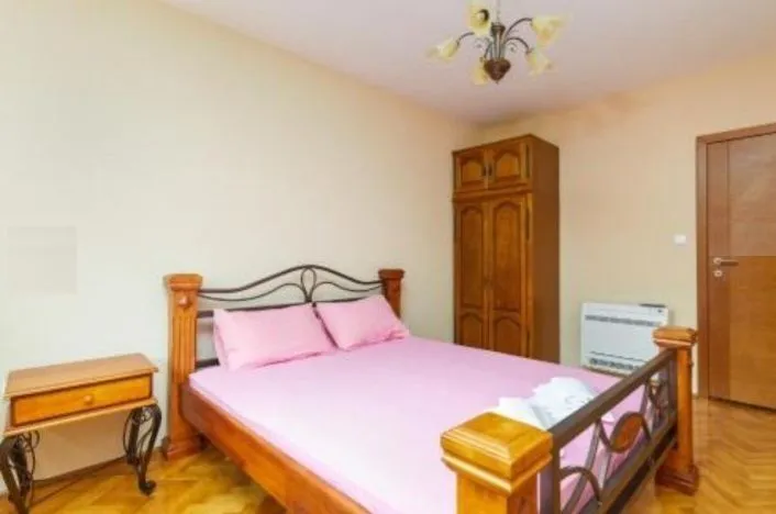 Prodaja, trosoban stan, 100m², Kotor, Crna Gora