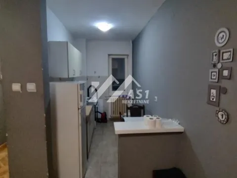 Izdavanje, jednosoban stan, 35m², Bulevar Oslobodjenja, Novi Sad Sve Podlokacije - image 4