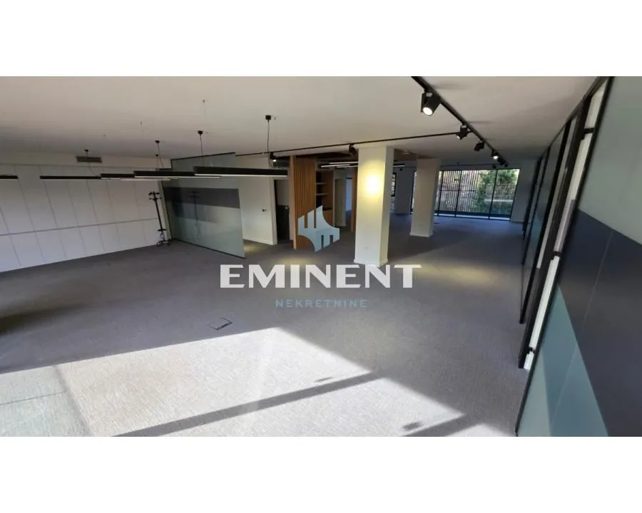 Rent, office space, 268m², Savski Venac, Beograd