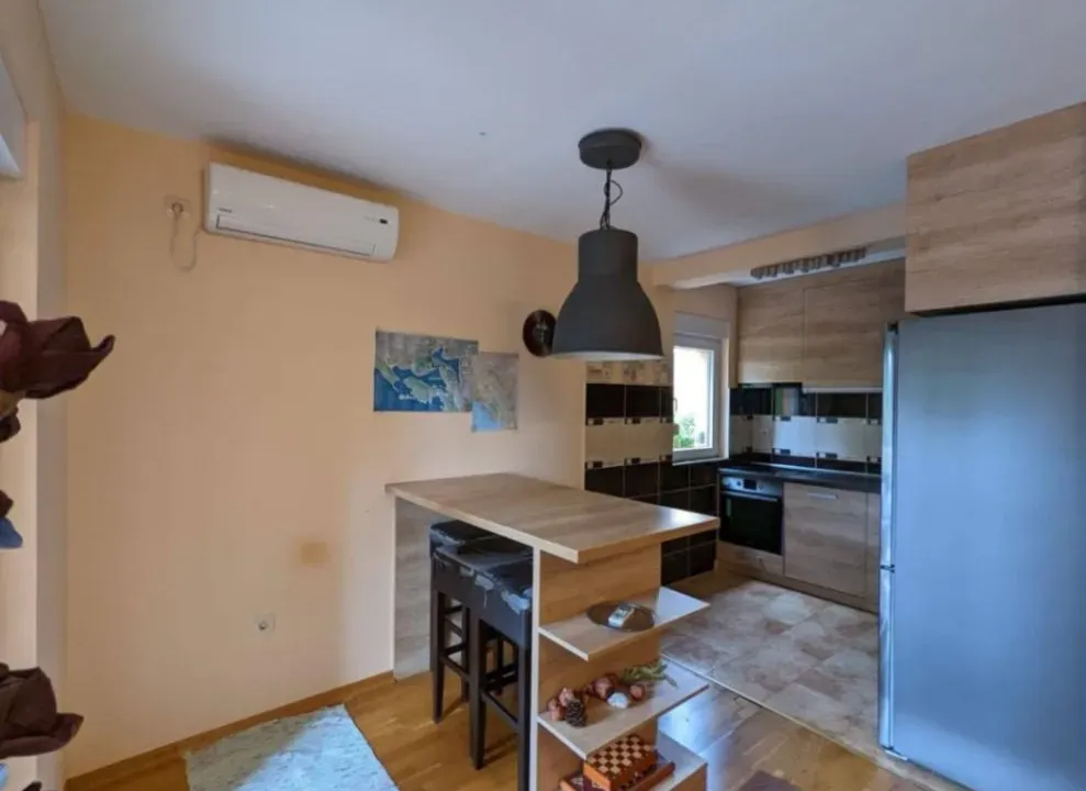 Rent, apartment, 65m², Donja Lastva, Tivat