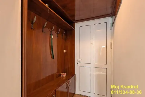 Izdavanje, trosoban stan, 65m², Zeleni Venac, Beograd - image 10