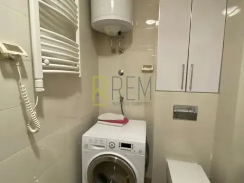 Sale, two bedroom apartment, 67m², City Kvart, Podgorica - image 9