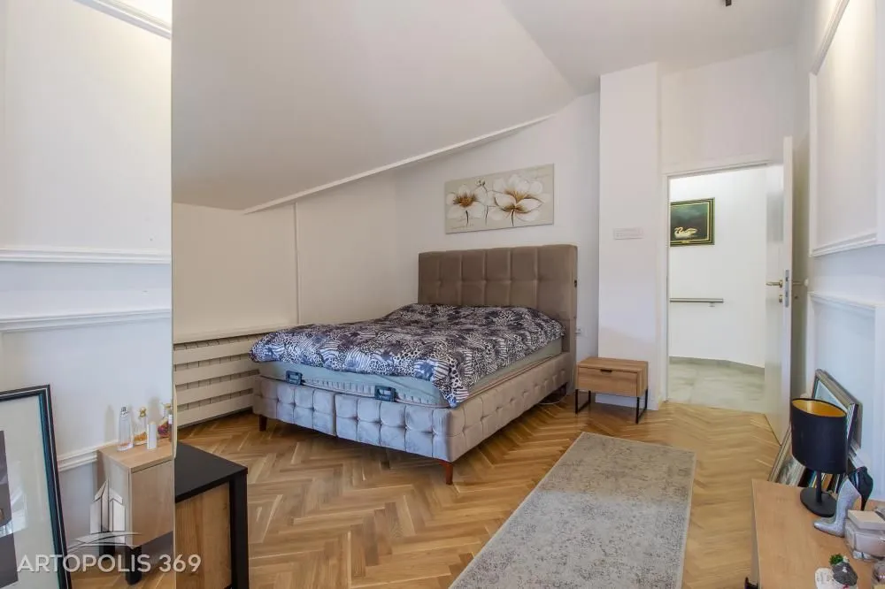 Sale, house, 180m², Bezanijska Kosa 1, Bežanijska Kosa Sve Podlokacije