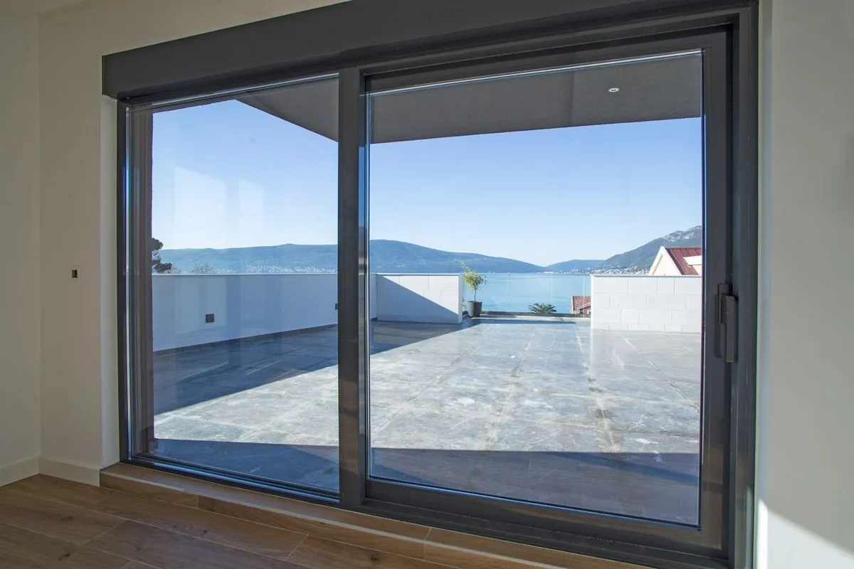 Prodaja, dvosoban stan, 132m², Donja Lastva, Tivat