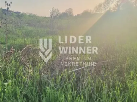 Zemljište in Jajinci