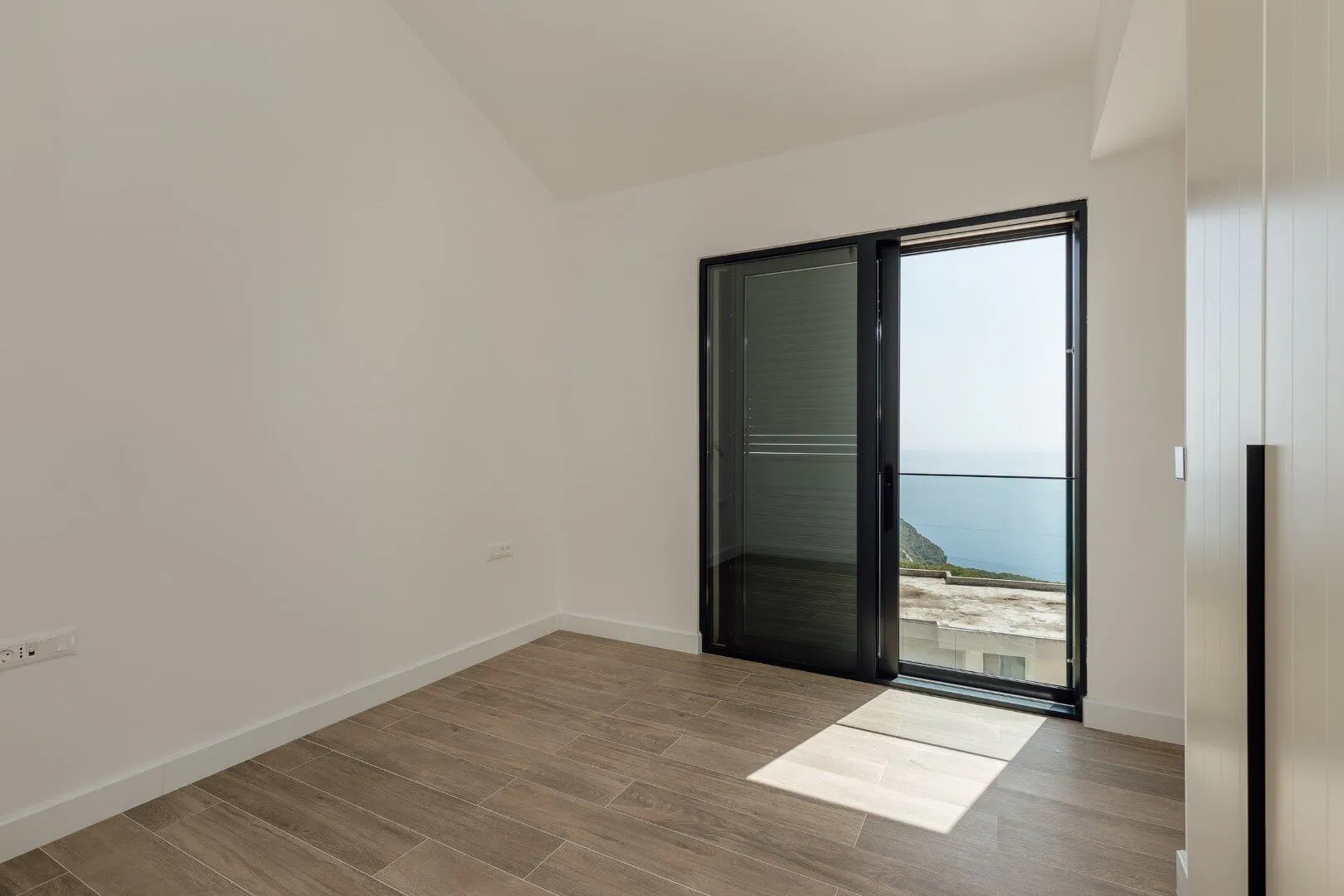 Sale, house, 250m², Blizikuće, Budva