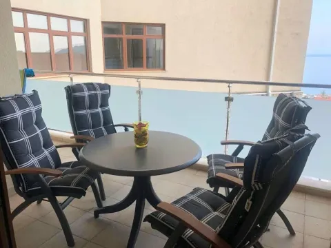 Rent, one bedroom apartment, 70m², Bečići, Budva - image 13