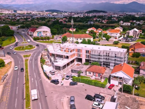 Rent, office space, 2000m², Donja Gorica, Podgorica - image 10