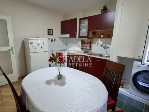 Rent, two bedroom apartment, 53m², Čukarica, Beograd - image 9
