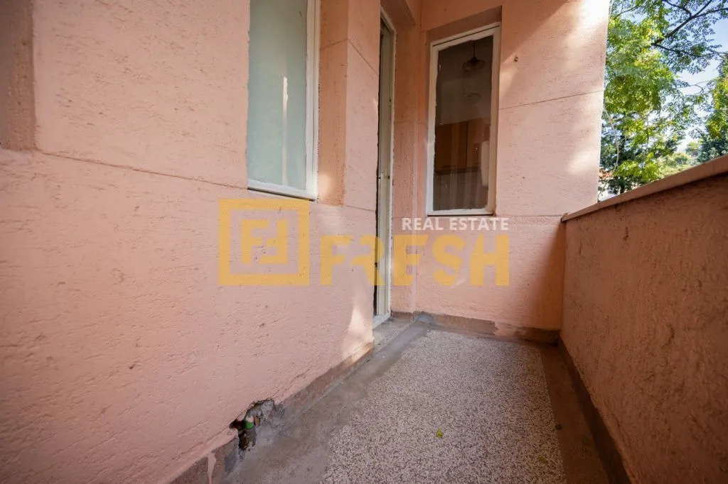 Izdavanje, poslovni prostor, 85m², Centar, Podgorica