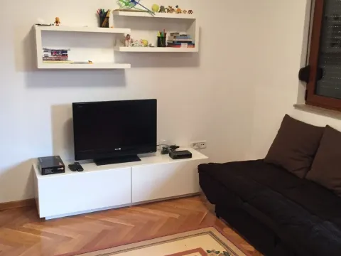 Izdavanje, jednosoban stan, 48m², Budva, Crna Gora - image 10