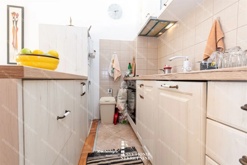 Prodaja, jednosoban stan, 49m², Topla, Herceg Novi