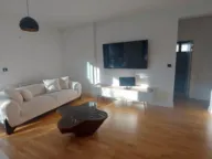 Izdavanje, dvosoban stan, 100m2, Dalmatinska ulica, Podgorica