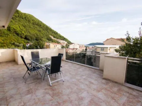 Rent, house, 300m², Budva, Crna Gora - image 7