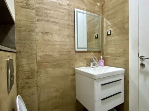 Rent, one bedroom apartment, 36m², Blok 6, Podgorica - image 5