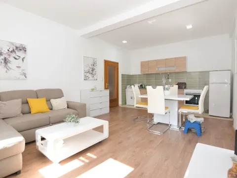 Prodaja, jednosoban stan, 48m², Topla, Herceg Novi - image 2
